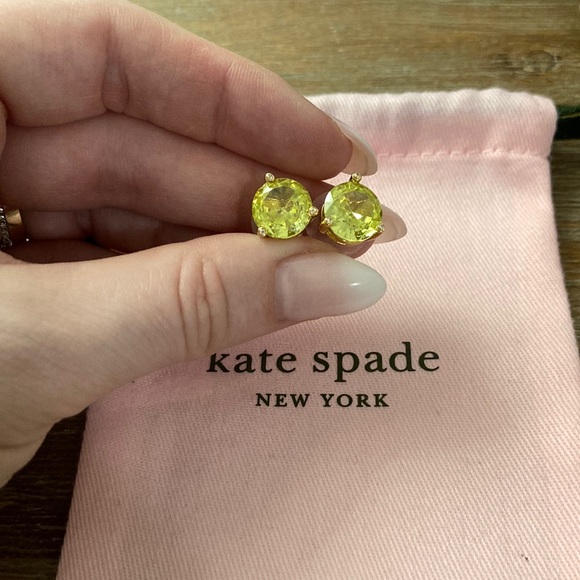 Kate spade earrings. - Picture 1 of 2